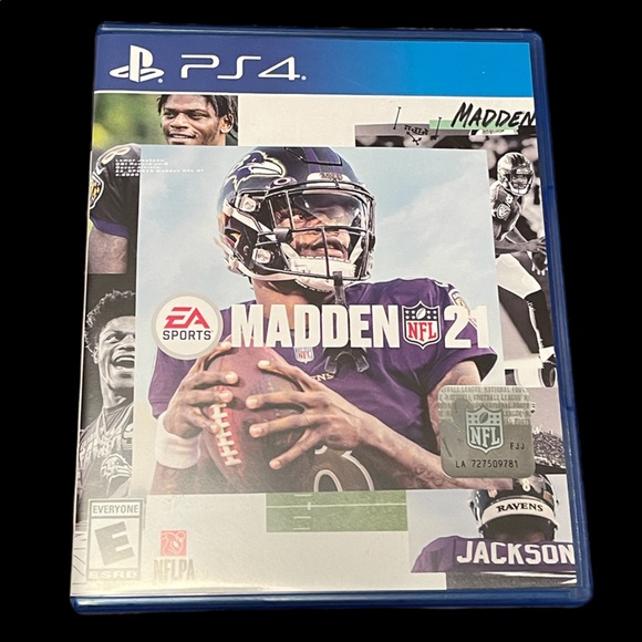 PlayStation 4 Bundle - Picture 8 of 11